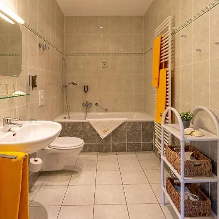 Fischhaus Szálloda 4*