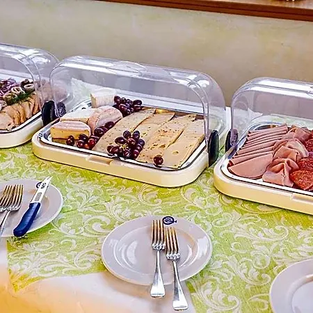 Fischhaus Отель Вендиш-Риц